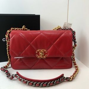 BNWT Chanel 19 Large Flap Bag in Red